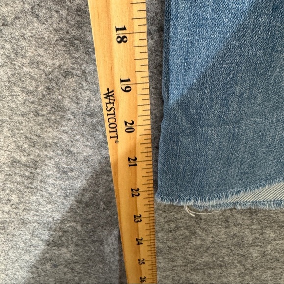 MOTHER Insider Crop Step Fray Jeans Blue Size 25 Raw Hem Some Marks - Picture 12 of 16